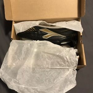 Diadora Indoor Soccer Shoes